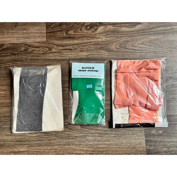 Vintage 1950s 60s 70s Nylon Pantyhose Stocking Lot of 3 Pairs Unopened - Picture 5 of 8